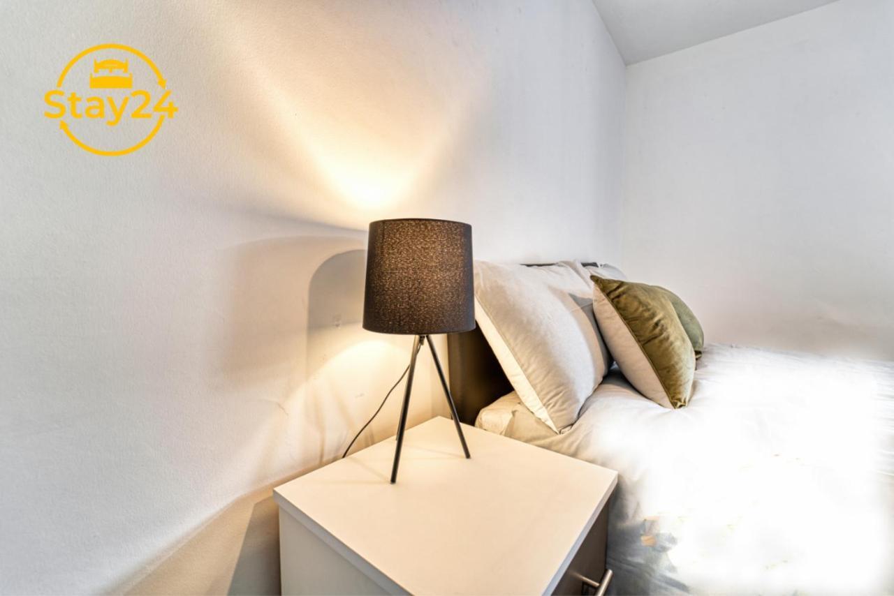 Cosy Carlton Villa Stoke-on-Trent Bagian luar foto
